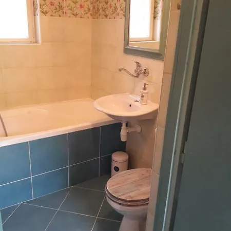 Magdalena With Garden And Free Bicycles Apartment Zilina